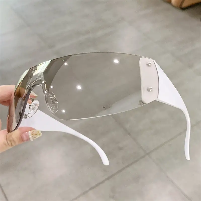 Buy Wholesale China Y2k Designer Aviator Sunglasses 2023 For Women Men  Shield Flat Top Sunglasses Futuristic Frameless Gradient Lens Sun Glasses &  Fashion Sunglasses at USD 2.68